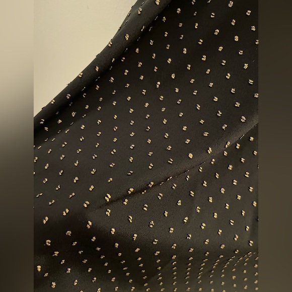 NWT Mock Neck Blouse — XL - Picture 11 of 13